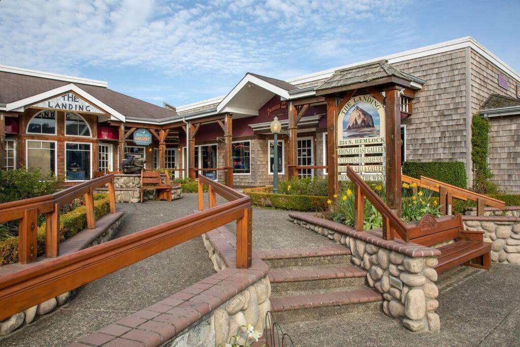 Cannon Beach Vibes, Steps To The Beach,Wifi,3 Full Bedroom En Suites With 3 Fireplaces,Near Downtown Zewnętrze zdjęcie